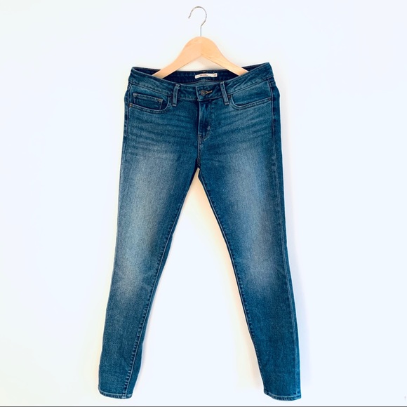 LEVI'S
711 Skinny Jeans - Picture 2 of 6